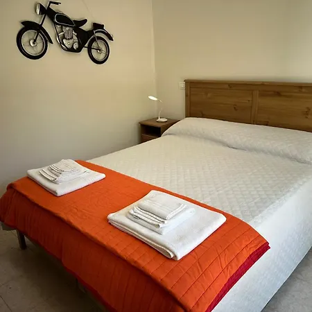 Affittacamere Donna Clarissa 3* Отранто