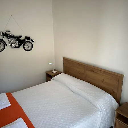 Гостьовий будинок Affittacamere Donna Clarissa