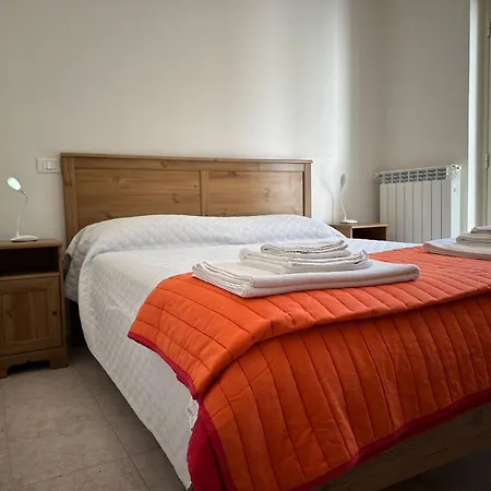 Affittacamere Donna Clarissa Гостьовий будинок 3*