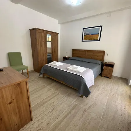 Гостьовий будинок Affittacamere Donna Clarissa