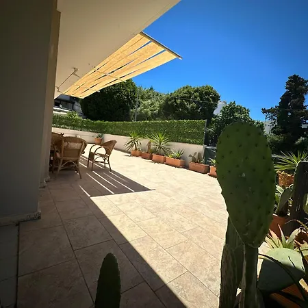 Affittacamere Donna Clarissa 3* Отранто