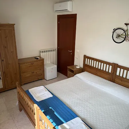 Konukevi Affittacamere Donna Clarissa